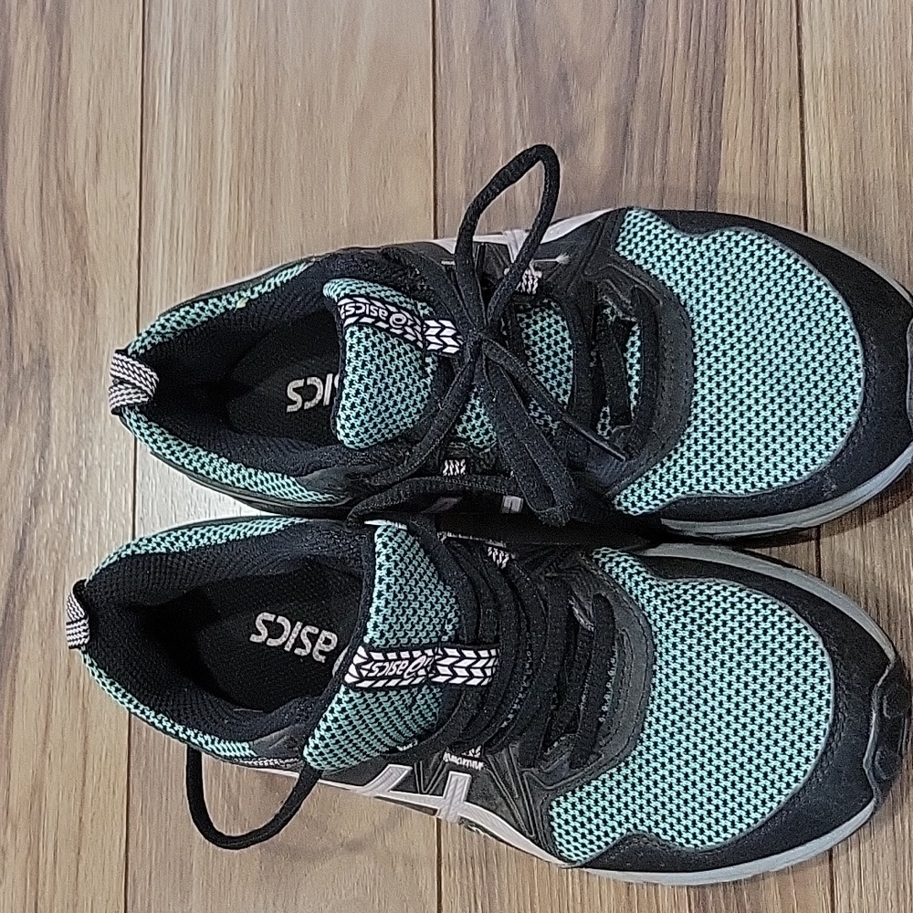 Asics gel venture size 37 us 4.5/6.5